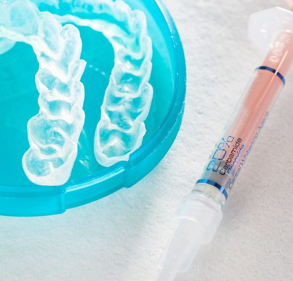 branqueamento dentário